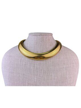Vintage Gold Tone Flexible Omega Collar Necklace With Fold-Over Clasp